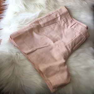 Ann Taylor loft women's short #8.  E18